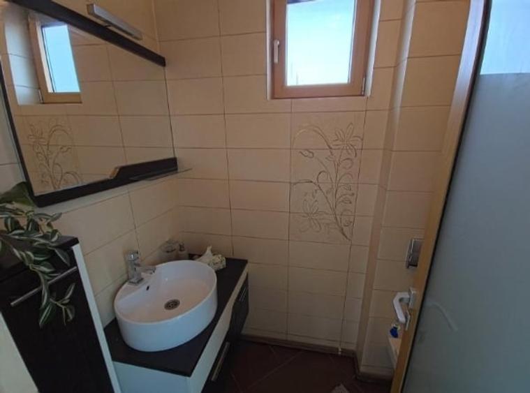 Spatiu birouri modern, mobilat integral - 9