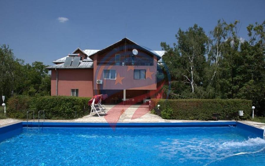 VILA CU 2500 MP TEREN LA 15 KM DE CRAIOVA CENTRU - 12