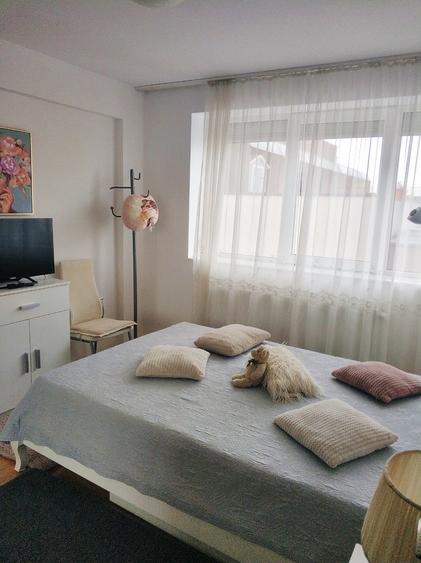 Tomis Nord - Campus - Apartament renovat, cu centrala cu gaz, etajul 2 din 4 - 7