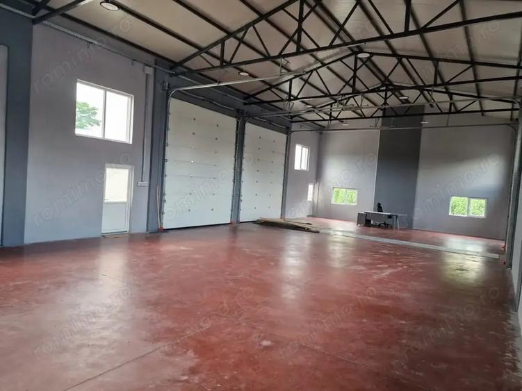 Spațiu comercial, de 240 mp, în Stamate