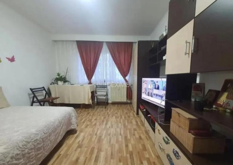 Garsoniera de vanzare - 2