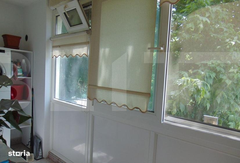 Apartament cu 4 camere decomandat, mobilat în Central
