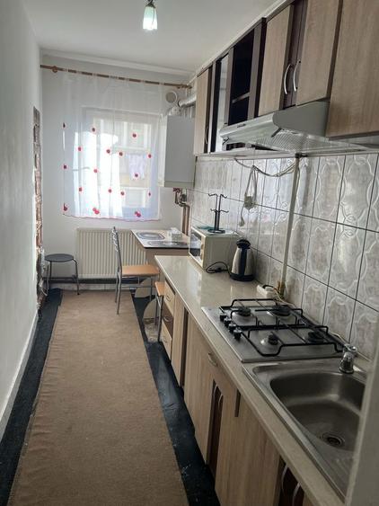 Ofer spre inchiriere garsoniera in Siret - 2