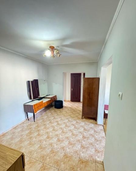 Apartament de vanzare in zona Bartolomeu - 2