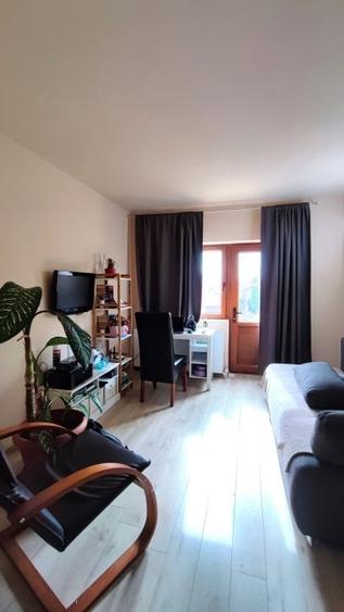 Vila 11 camere de vanzare in Navodari, zona Vest - 5