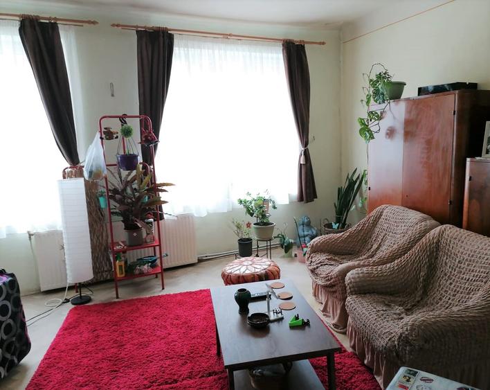 Apartament cu 3 camere nedecomandat în Ultracentral Apartament cu 3 camere nedecomandat în Ultracentral