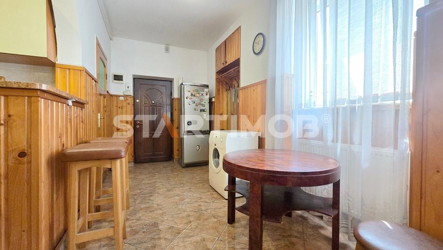 Apartament cu 3 camere în Centrul Istoric