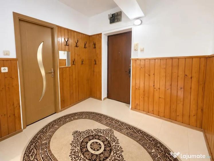 Apartament cu 2 camere decomandat în Răcădău