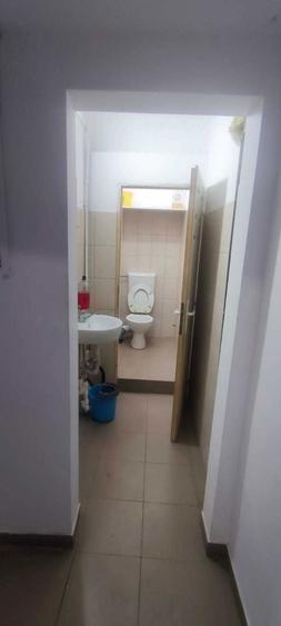 Oras,Pascani, inchiriez spatiu comercial ,parter 75 mp - 7