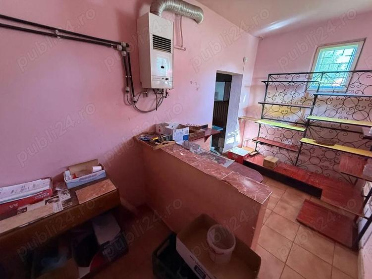 Se vinde cladire cu etaj la 30km de ora?, pre? 43.000 - 5