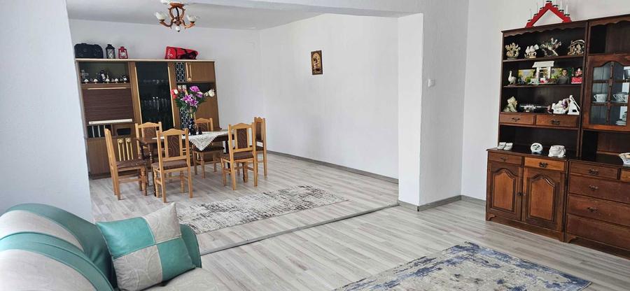 Casa de vanzare complet utilata - 2