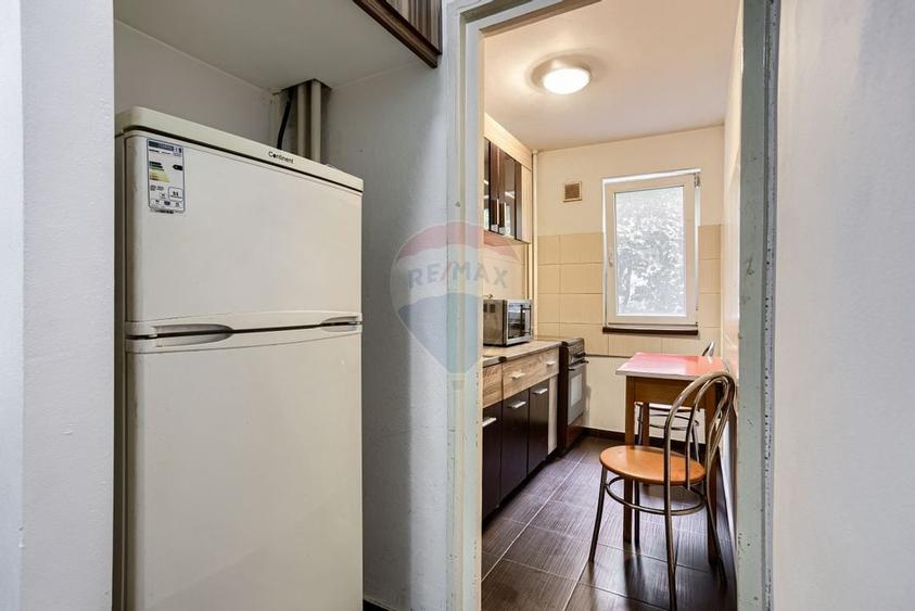 Apartament cu 2 camere de închiriat, etajul 2, Calea Romanilor - 6