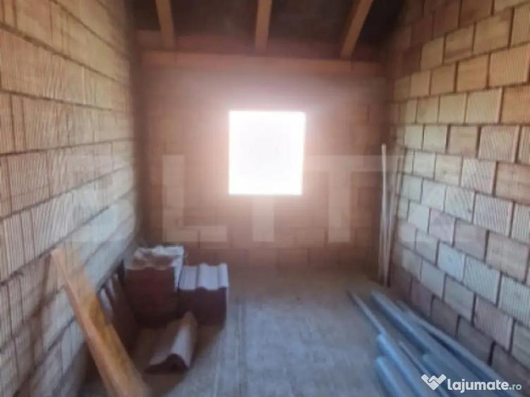 Casa 5 camere Tarlungeni (nu Izvor) teren 800 m, cartier no - 6