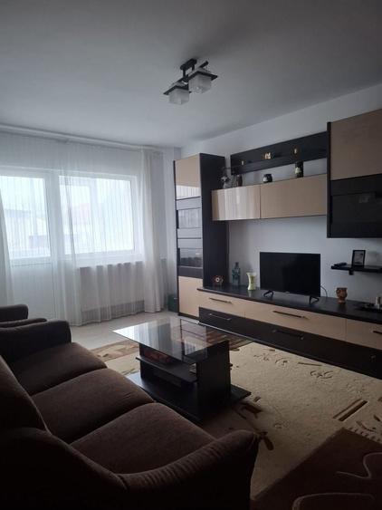Proprietar apartament 3 camere - 3