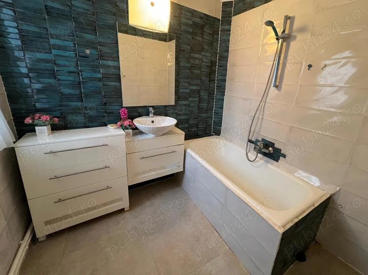 Inchidere ap2 cam in vila cu curte - 1