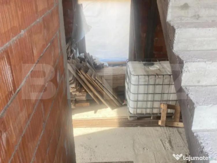 Casa cu etaj la rosu, 140 mp utili, 400 mp teren, zona Lisau - 3