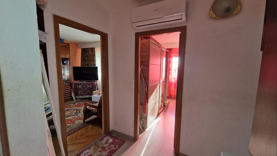 DE VÂNZARE: Apartament 3 Camere Baia Mare - Republicii, 49.90mp - 2