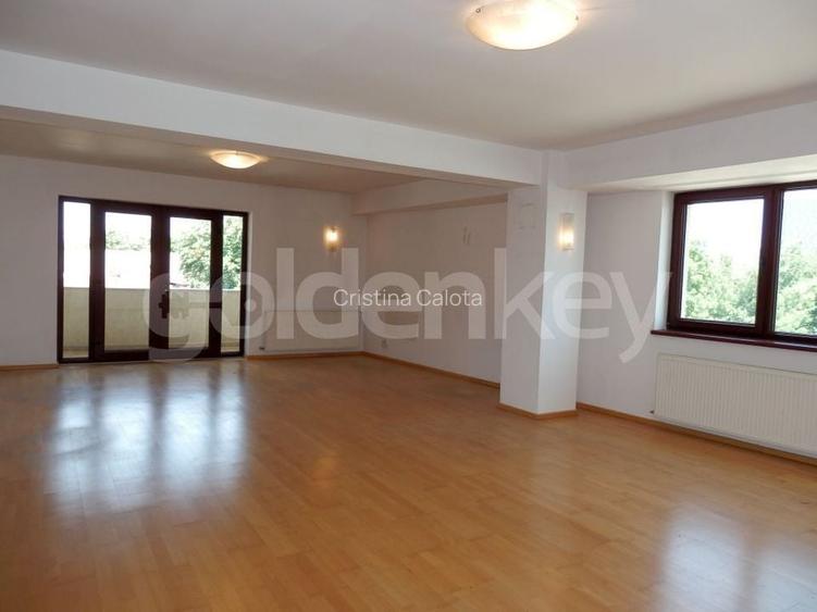 Apartament penthouse cu 5 camere | 65mp terase