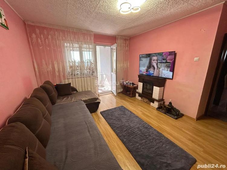 Schimb, vand apartament. Schimb, vand apartament.