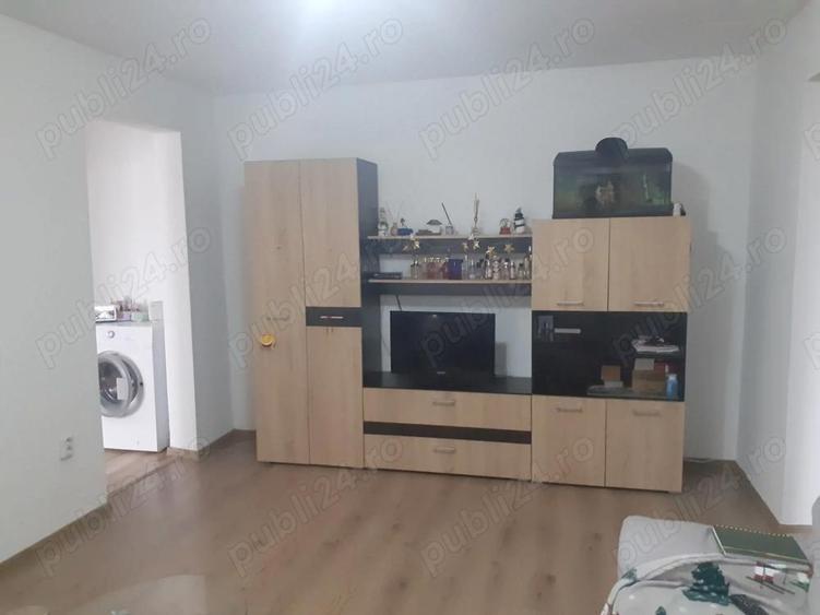 Inchiriere Apartament 2 camere cf.2, etajul 4 din 4, mobilat si utilat, supr. 43 mp. zona Viziru 1 - 4