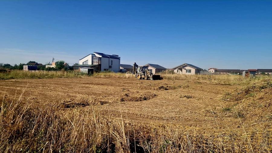 Teren de vanzare - zona in plina dezvoltare, ideal pentru locuinta - Balotesti