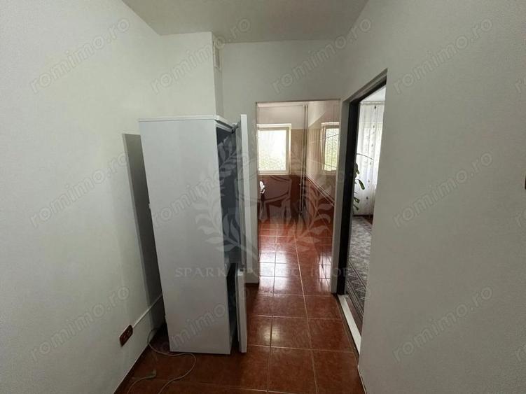 //3 CAMERE// MIHAI BRAVU// - 6