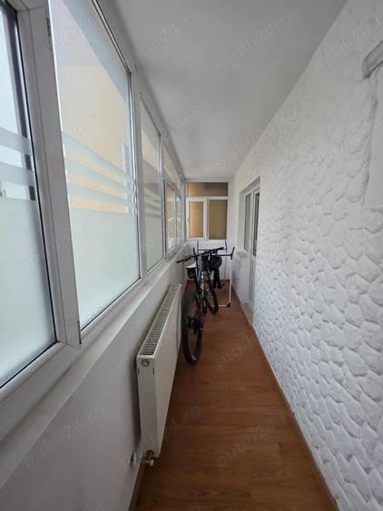 De vanzare apartament cu 2 camere ?i balcon mobilat ?i utilat, situat pe Bulevardul Roman Musat - 7