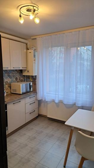 Inchiriez garsoniera - 5