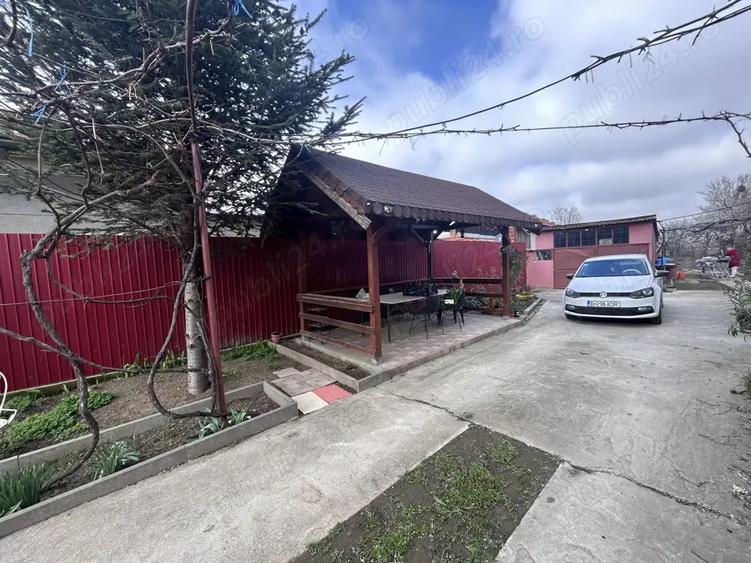 Casa de vanzare 4 dormitoare, teren generos, utilita?i disponibile - 7