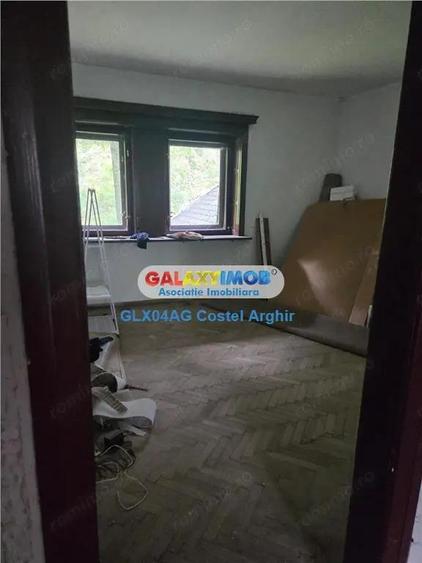 Vindem Vila-Pensiune in Sinaia , teren 6290 mp intravilan CC - 7