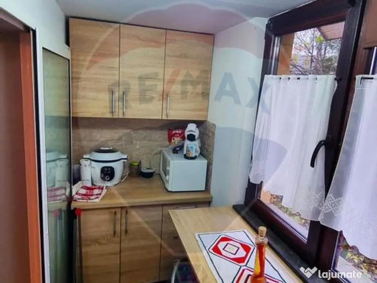 Bulevardul Republicii, apartament cu 4 camere de vanzare! - 2