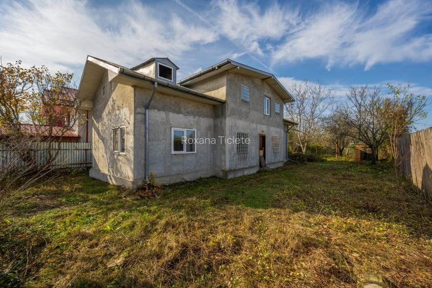 SNAGOV – CENTRAL, CASA 144 MP, LOT 1000 MP!