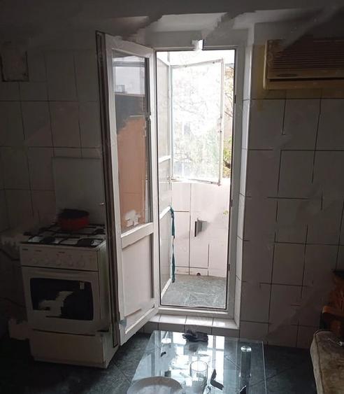 Garsoniera,Panduri,bl.1992,et.5/9,DECOMANDATA,Libera - 4