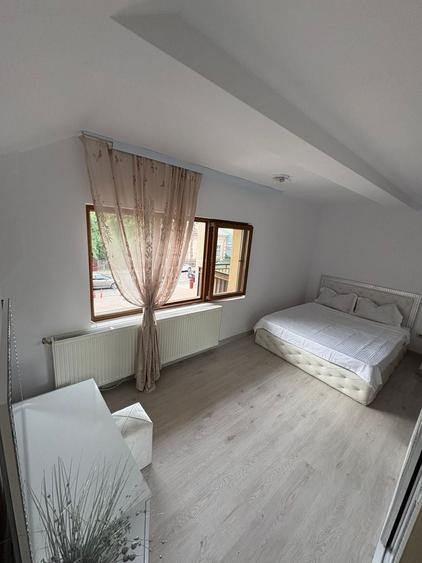 Inchiriez aparatment de 3 camere ultracentral! - 1