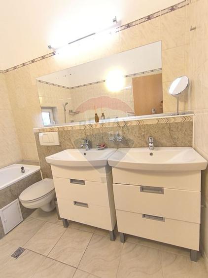 Casa de vanzare - 49