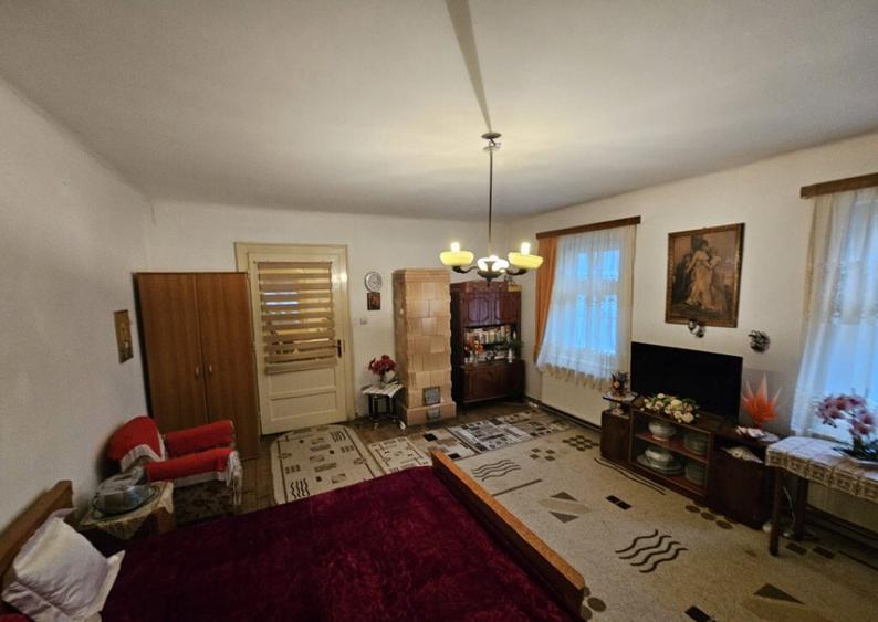 Casa cu 2 camere, 95 mp, in zona centrala - 11