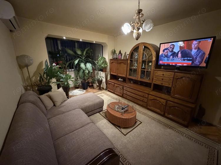 Etaj intermediar. Mobilat. pozitie excelenta - 12