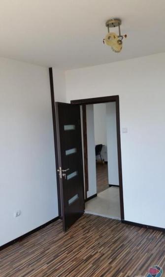 Republicii 3 cam 1A, etaj 6/10 renovat 400 euro/luna - 11
