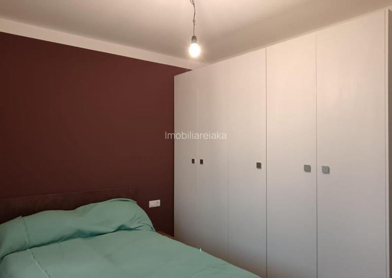 P.Dulfu, 3 camere, decom., etaj 2