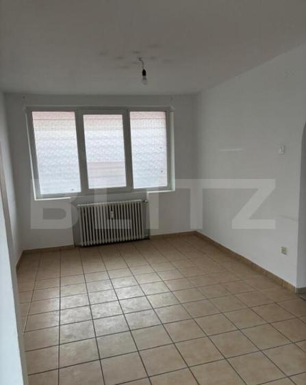 Spa?iu comercial de inchiriat | 44 mp | Vad pietonal inten - 4