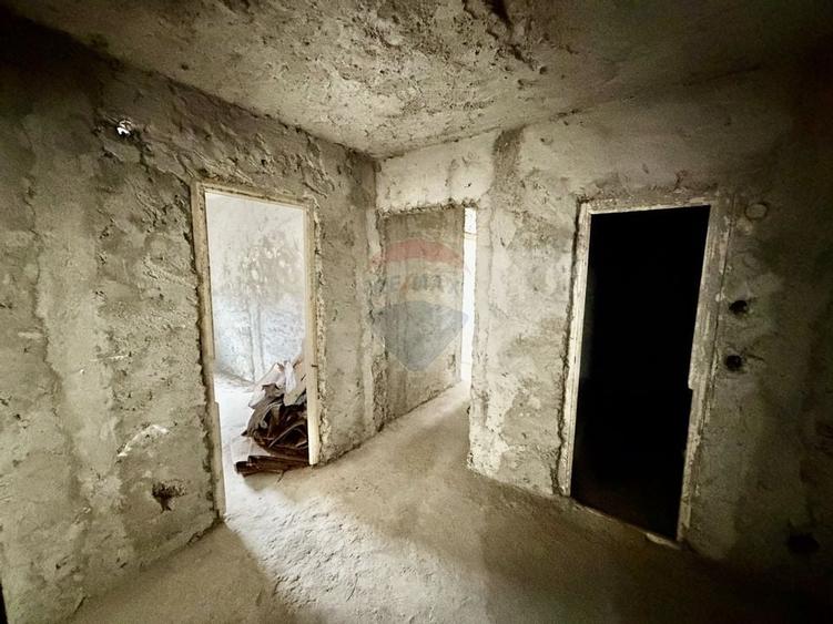 Apartament cu 4 camere - 5