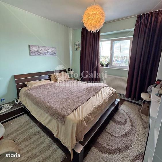 Apartament cu 4 camere decomandat în Mazepa 1