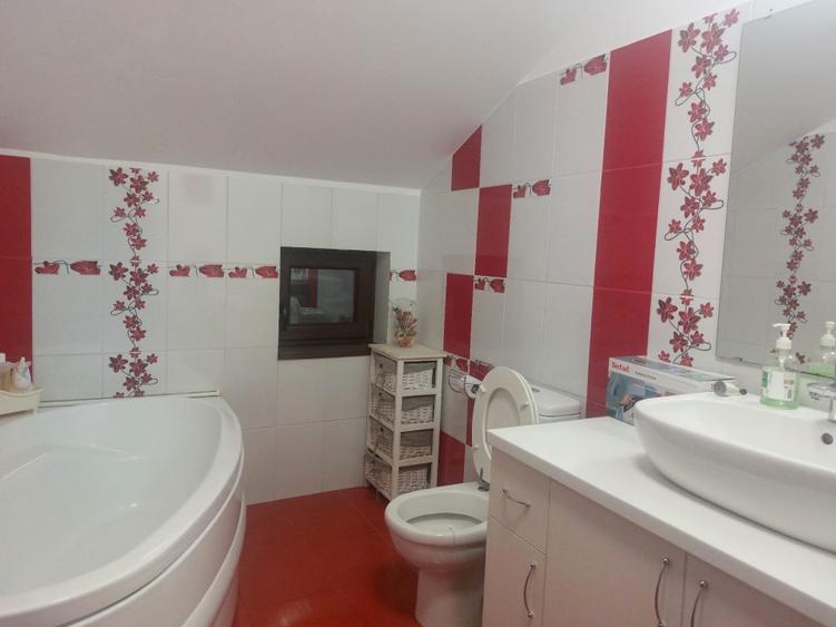 Proprietar , vand casa in Dumbravita ,central - 5