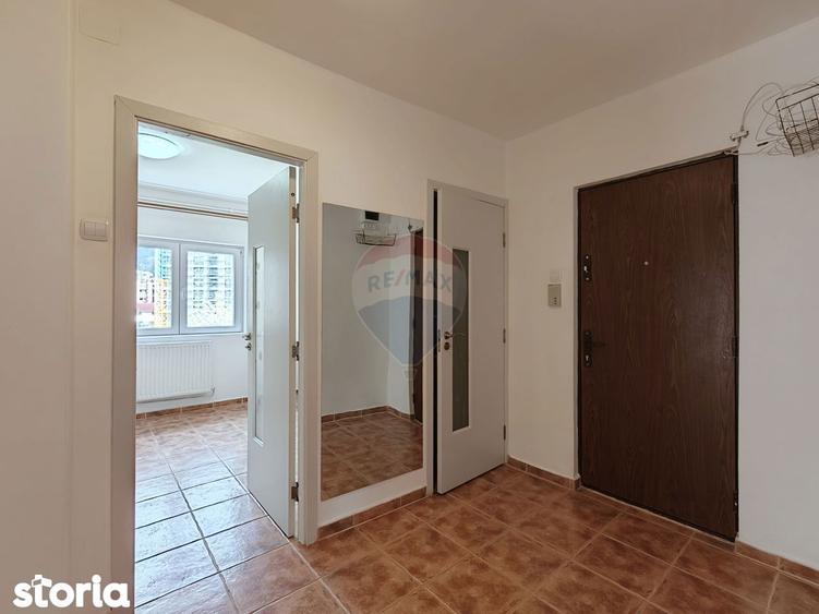 Apartament cu 3 camere, mobilat în Astra