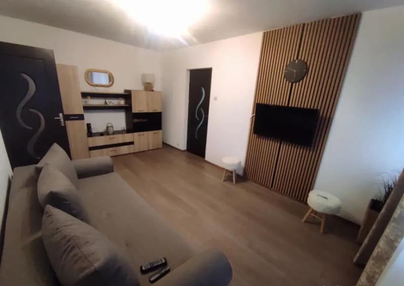 Apartament 2 camere semidecomandat, 50mp, Centru Km 0 - 1