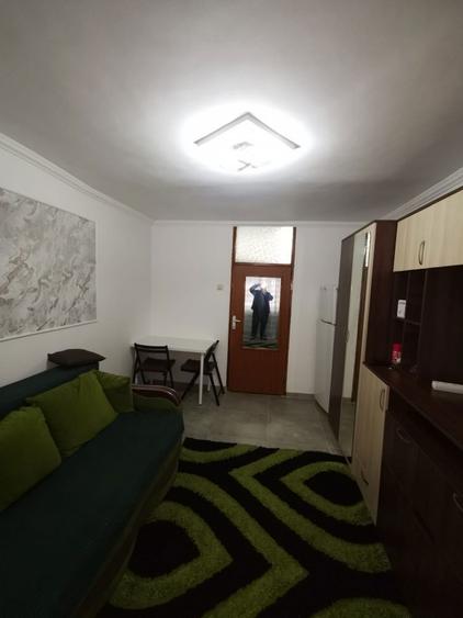 Garsoniera de inchiriat pe termen lung. - 2