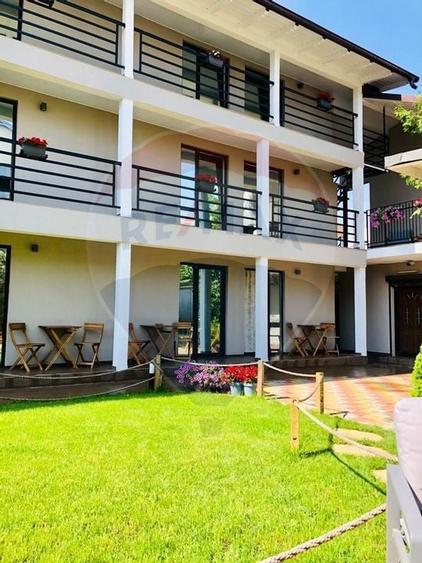 Pensiune de vanzare 20 de camere Mamaia Nord Super Oferta - 2