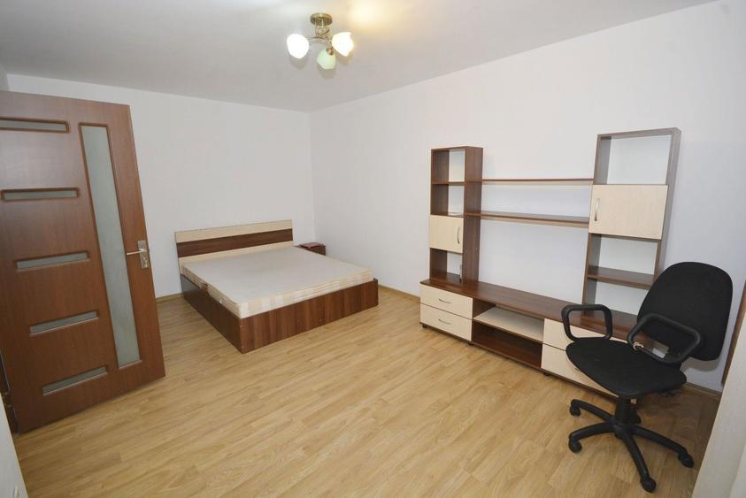 Proprietar 2 camere, Metrou Lujerului 2 minute, Et 4/10, decomandat - 1