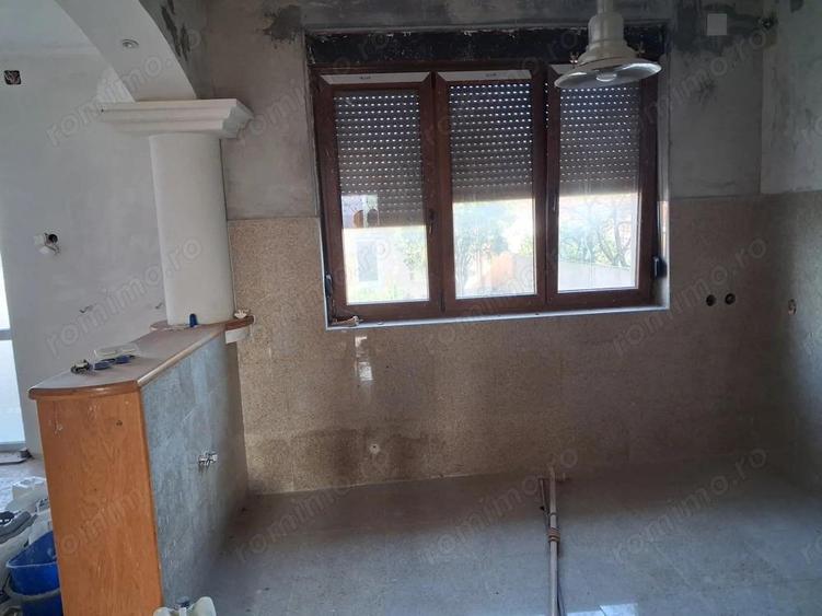 BRASADAS vinde casa RENOVATA partial 8 cam. 6 ari TITULESCU. - 13