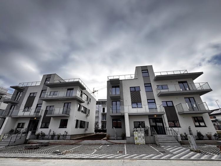 Ansamblu exclusiv cu vedere la lac, ap cu 3 cam de vânzare în vile p+2! - 2